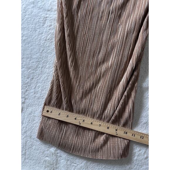 Womens wide crop pants Tan size Large pleated silky Minimalist preppy NWT - Picture 5 of 8